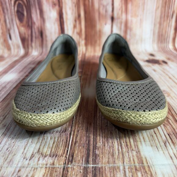 Clarks DANELLY ADIRA Size 7 Gray Leather Espadrille Loafers Ballet Flats Shoes - Picture 2 of 10